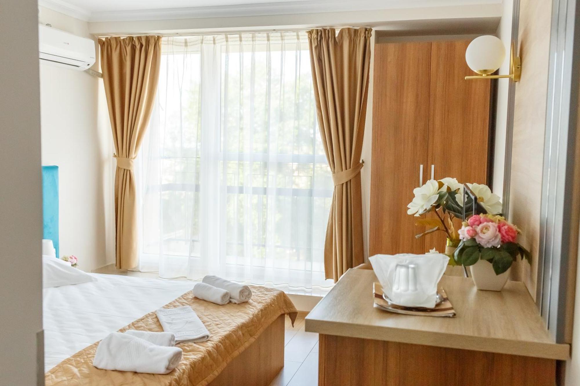 Astoria Patria Hotell Mamaia Eksteriør bilde